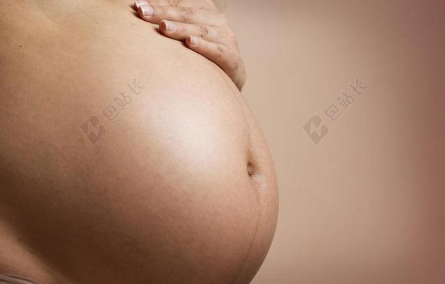 怀孕的女人背景图片