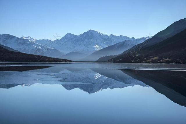 反映 山 湖 雪山山脉 水 性质 镜像 蓝色 天空 景观