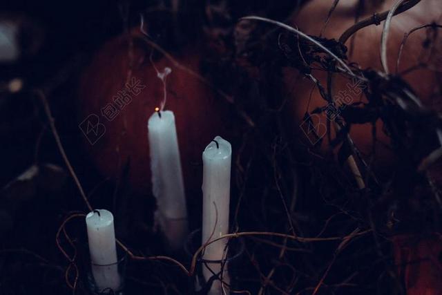 黑 打击 燃烧 蜡烛 爬行 恶魔 狂妄 邪恶 恐惧 森林