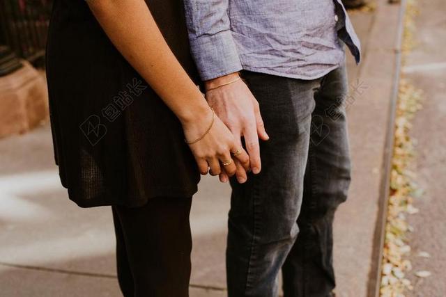 夫妇 爱 人 男子 女子 牵手 环