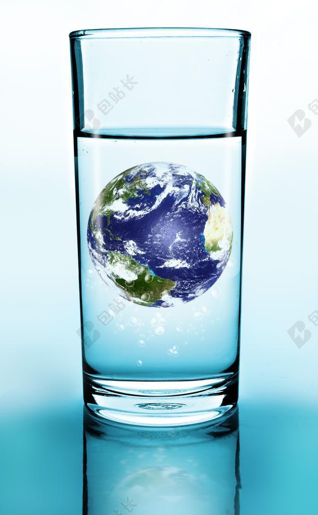 玻璃 玻璃 喝 水 地球 蓝色 透明 全球 行星 世界
