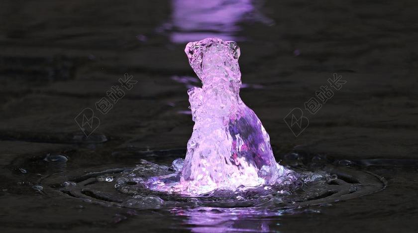 透明的喷泉和灯光背景图片