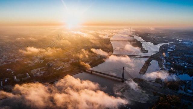 里加 拉托维亚 雄蜂 直升机 空中照片 空气 空中风景 景观