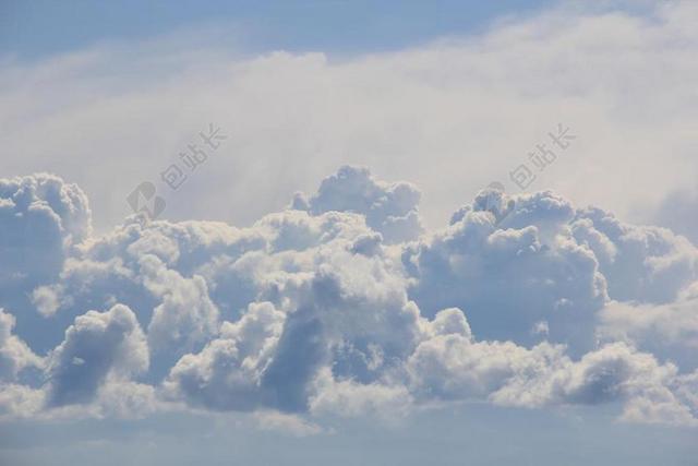 云 天空 蓝色的天空的云彩 蓝色 自然 天气 天空云 白 光