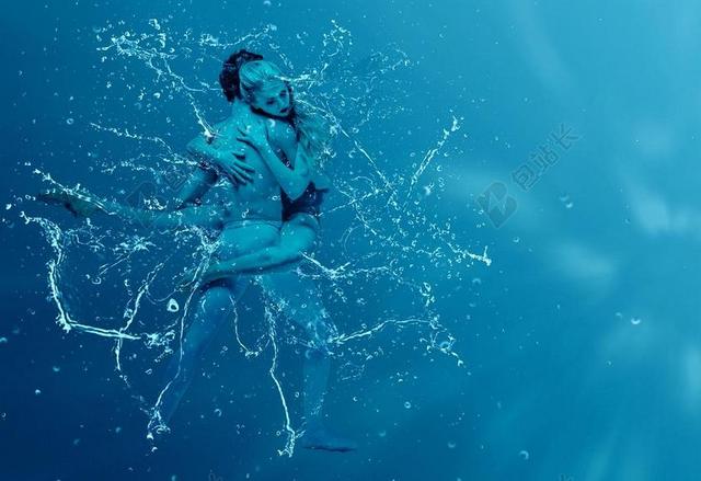 舞者 水下 议案 舞蹈 执行者 游泳 启动画面 移动 湿