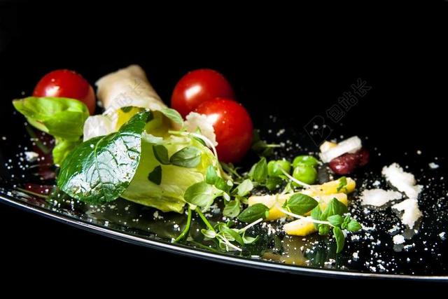 沙拉 叶生菜 日本菠菜 巴马 帕尔马干酪片 蕃茄 绿色 弗里施