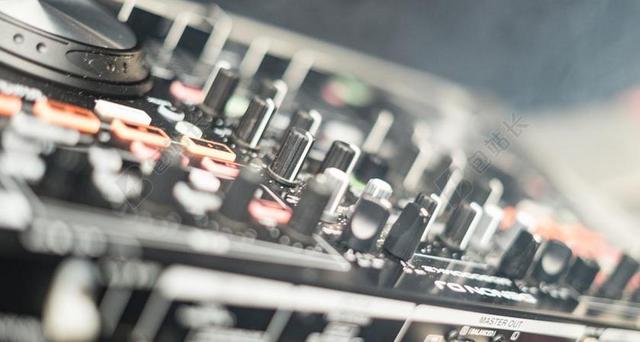 DJ 书桌 混音器 搅拌机 迪斯科 技术设备 声音工作室 音频