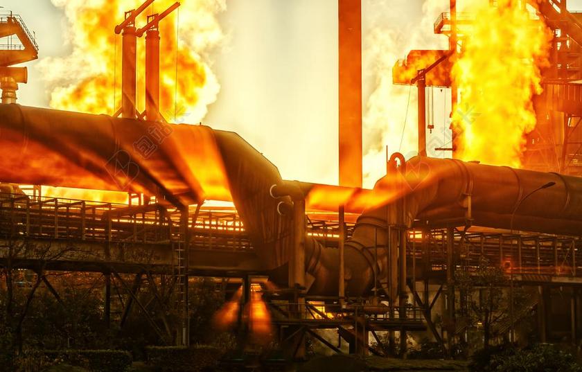 行业 工厂 工业厂房 烟囱 烟 太阳 日出 光线 黄金