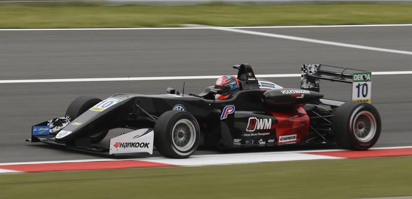 跑车三级方程式速度运动极速激情背景图片