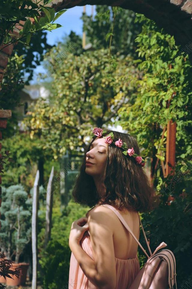 鲜花 女王 春 夏天 自然 白 花束 绿色 花园 盛开