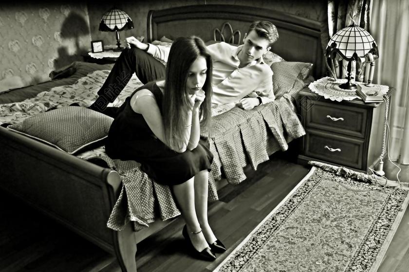 争吵 得罪了 段 新郎和新娘  一场争吵 噘嘴