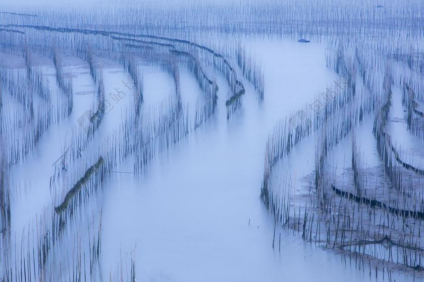 PPT背景 水墨 揷画 水 小船 水墨画