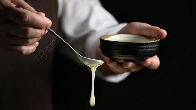 烘烤 蛋糕 小苏打 发酵粉 烤蛋糕 烘烤的食谱 烤盘 馅饼