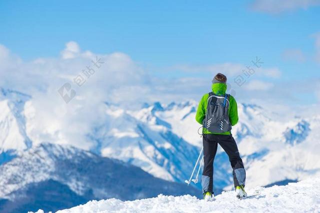 登山家 人 男子 冒险 户外 山 天空 云 徒步旅行 攀登