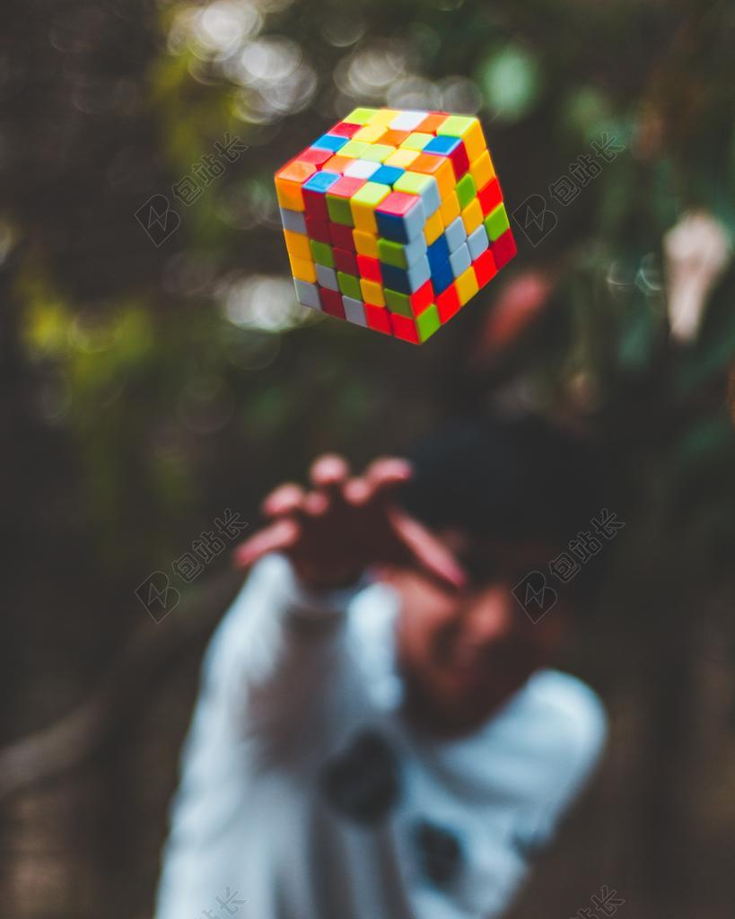 人 男子 家伙 模糊 户外 魔方 播放 玩耍