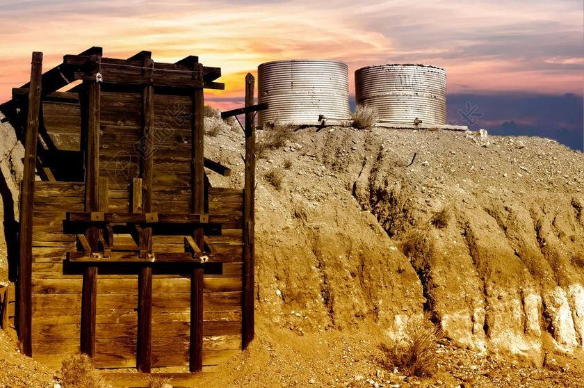 黄金矿山 沙漠 挖掘 弃 机械