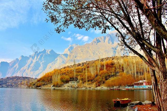 树 湖 巴基斯坦 自然 景观 森林 旅行 秋 小山 谷