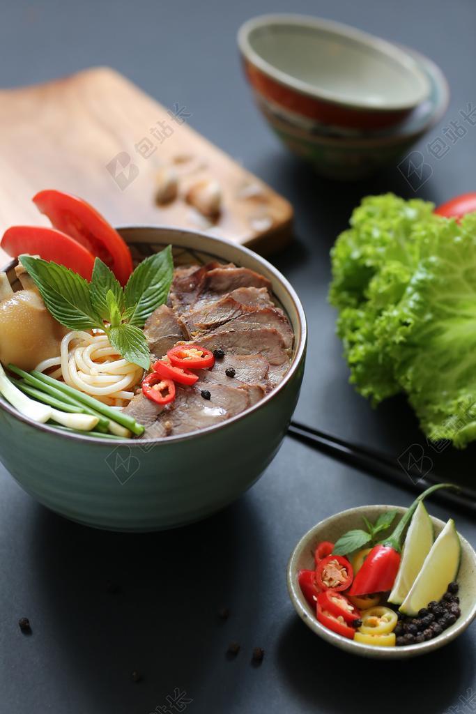 意大利面 意大利面制造商 面团酱 意大利面食谱 烹饪 厨房