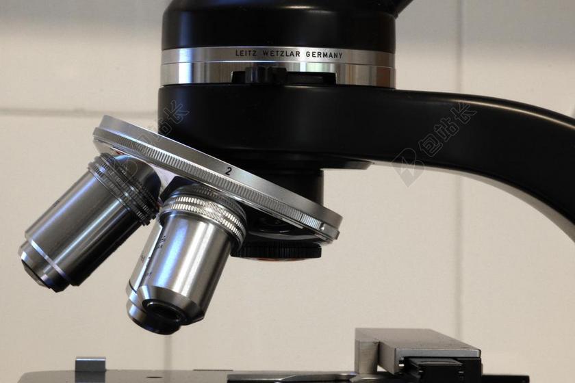 医学医疗医生办公室显微镜背景图片