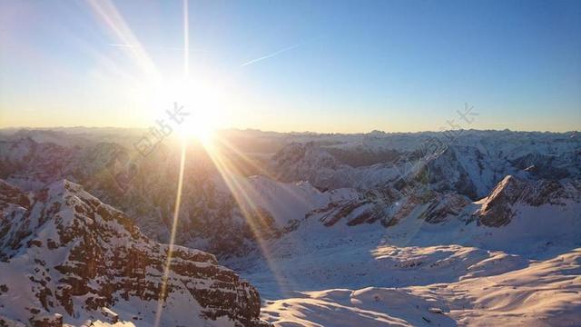 太阳 日出 ZUGSPITZE 纳特 光线 天空 性质 滑雪