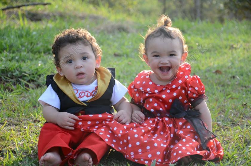 儿童 婴儿 米奇 米妮 公园 性质 快乐 小孩玩 可爱