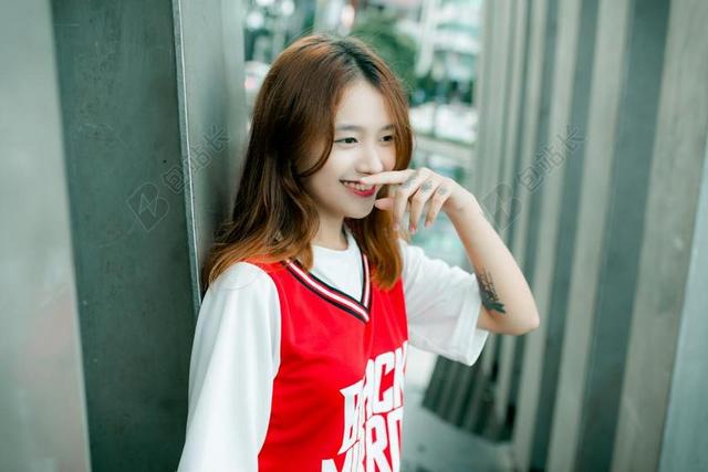 女孩 时尚 肖像 青少年 女性 模型 年轻 时尚的女孩 头发