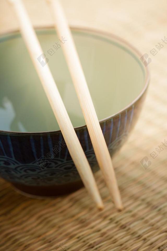 碗 日本 亚洲 餐 食品 美食 筷子 菜 传统的 泰语