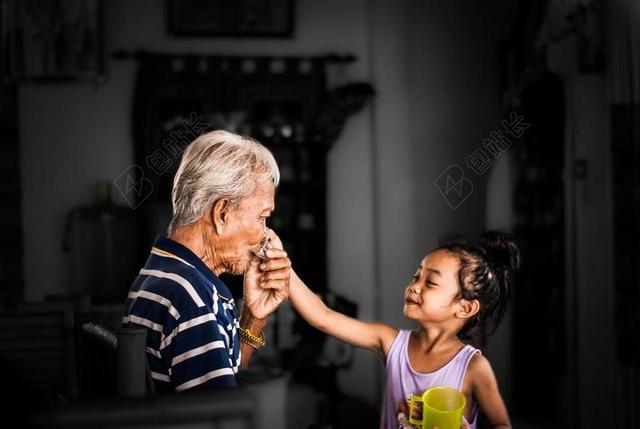 输入的感觉 爱 孙子 爷爷