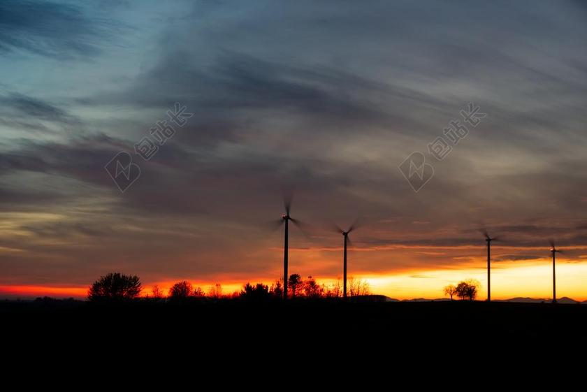 摄影昏暗风力发电站背景图片