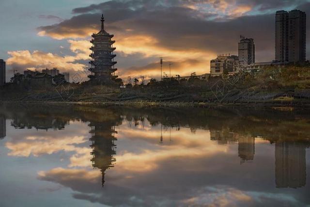 唯美怀化日落景色背景图片
