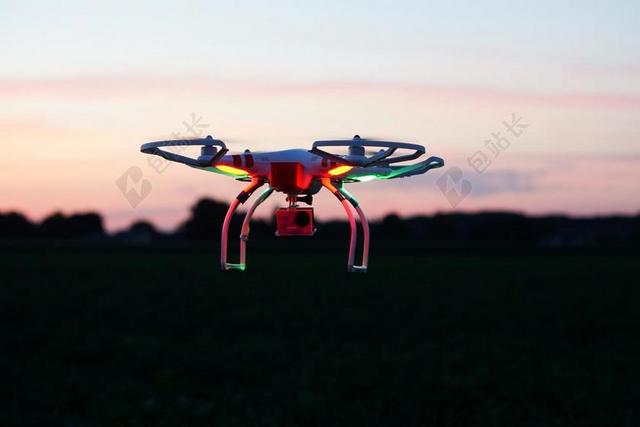 无人驾驶飞机 DJI 幻影 QUADCOPTER 直升机 字段