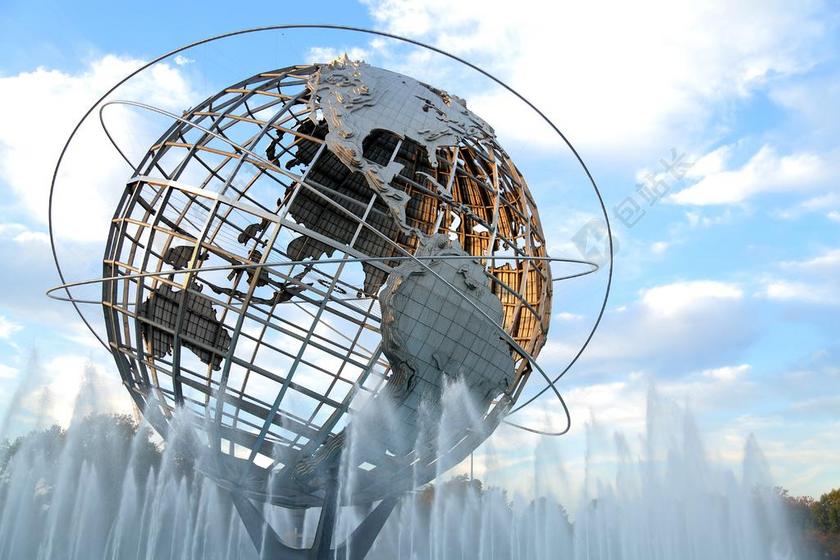 藍天 白雲 地球 中空 陽光 金黃 噴泉 模型 鋼架 焊造