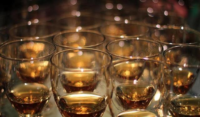 威士忌 眼镜 威士忌杯 酒精 喝 栏 波旁酒 好滴 受益