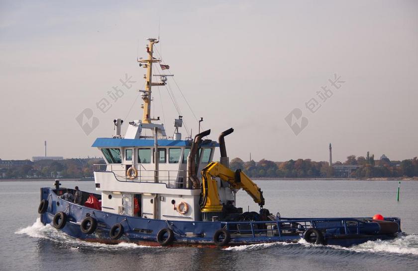 拖船船 船 海洋 海港 工作 海 起重机 哥本哈根 丹麦
