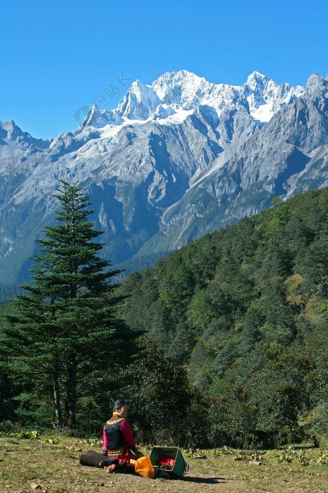 玉龙雪山 牦牛坪 彝族