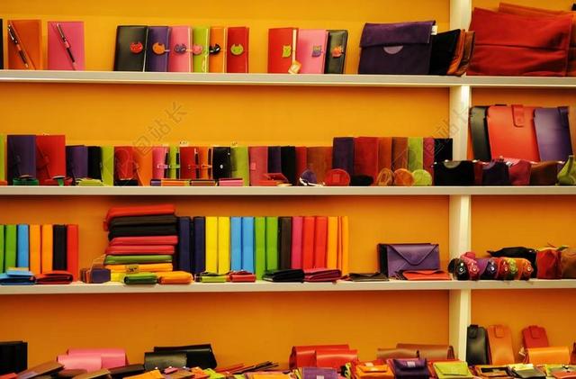 架 存储 店 钱包 家具 购物 展览 室内 墙 设计
