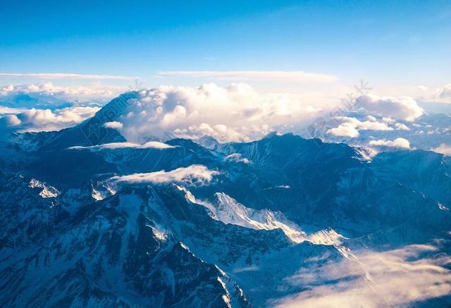 蓝色 天空 云 山 首脑 高峰 海岭 谷 小山 景观
