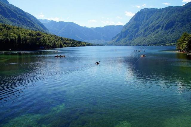 伯尼 伯尼湖 斯洛文尼亚 朱利安阿尔卑斯山 清水 全景 旅游