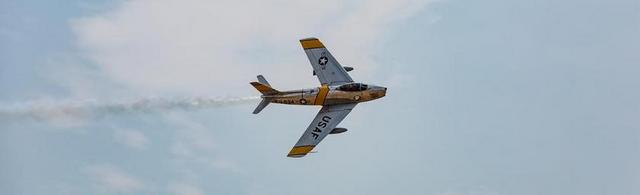 F86 剑 航空展 加拿大 空军 战斗机 飞机 喷射 飞行