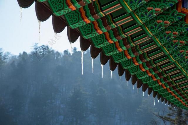 冰柱 屋檐 单声道 韩国传统 冬天风景 设计数量 传统建筑 寺