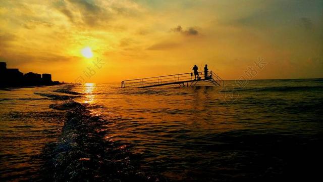 海洋 太阳能 假日 景观 欣赏海景 天空 和平 日落 地平线