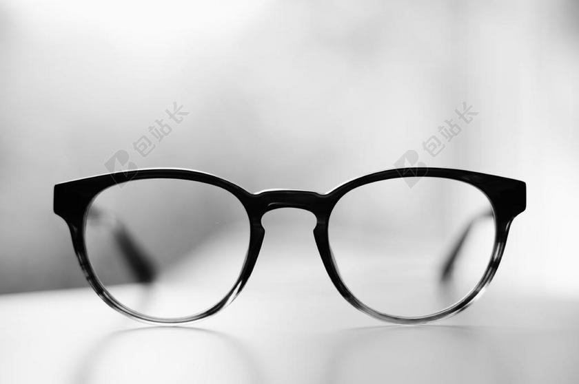 眼镜 帧 镜头 等级 黑色和白色