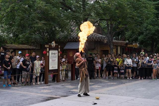 喷火 开封府 众生相