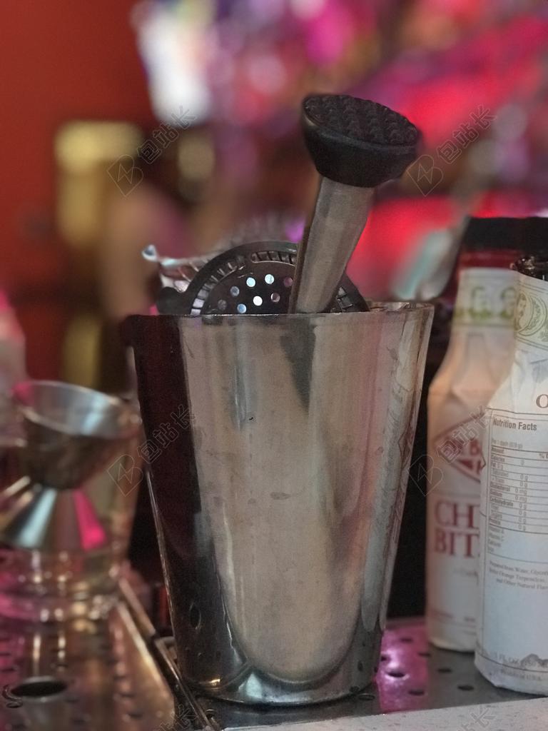 酒吧工具 调酒师 酒吧的趋势 鸡尾酒