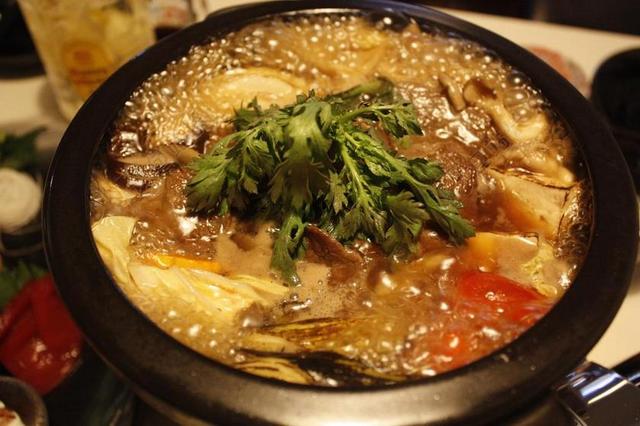日本 炖煮的食物 我的数据库 食品 局 涮涮锅 勺 食品摄影