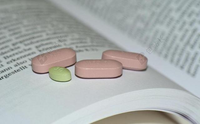 医学医疗药物治疗背景图片