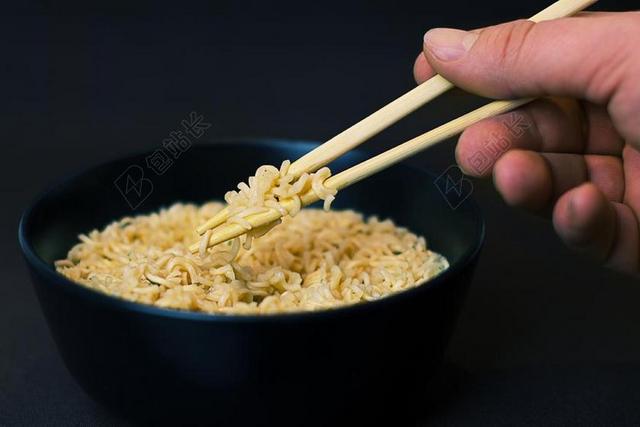 面条 汤 筷子 碗 食品 午餐