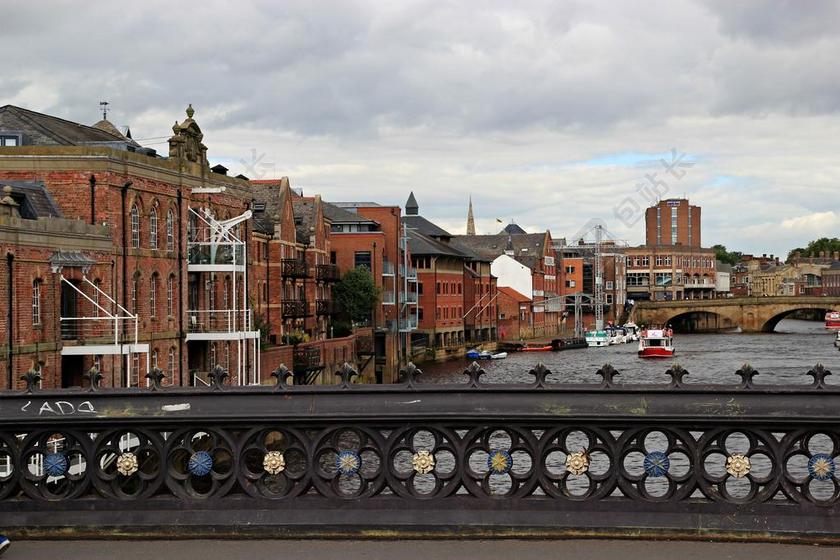 旅游清新英国房屋背景图片