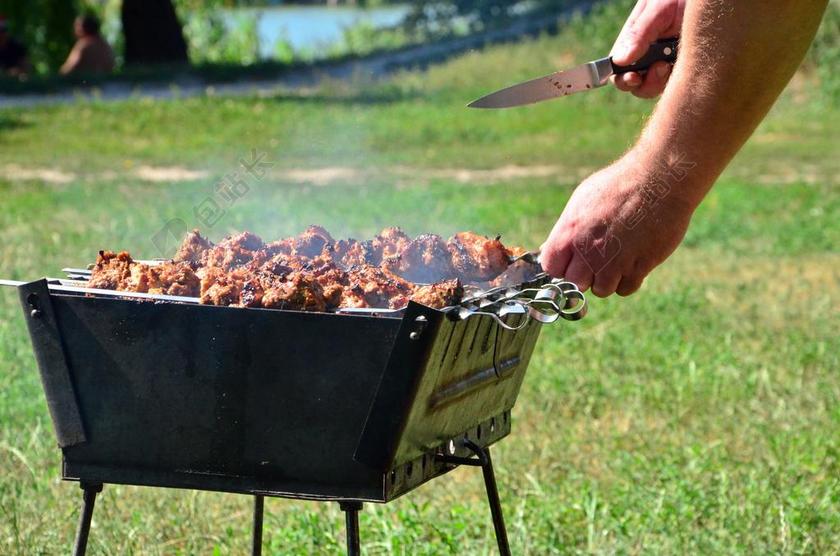 烤羊肉串 美味 炒肉 肉 烤串 莽卡 煎炸 烟 特写